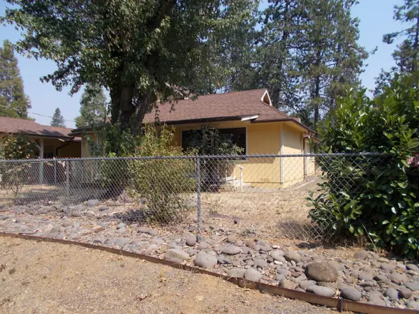 Cave Junction, OR 97523,219 Caves AVE