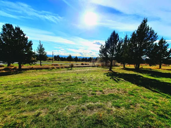 N/A Adams ST, Prineville, OR 97754