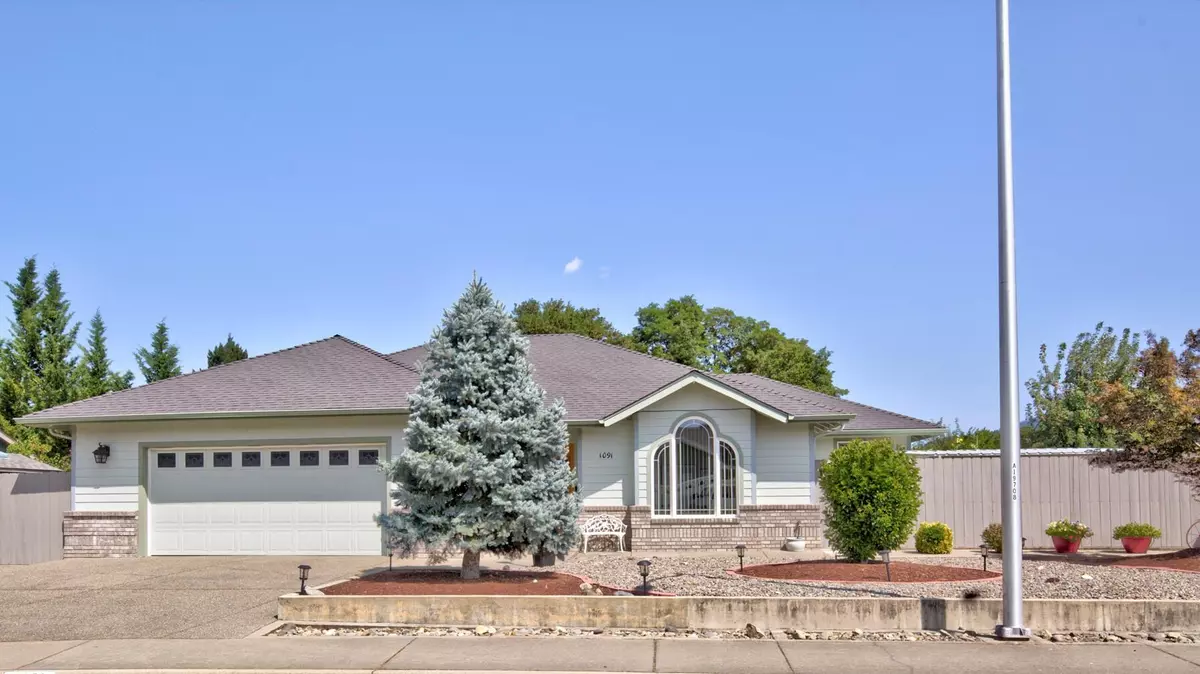 Grants Pass, OR 97526,1091 Ironwood DR