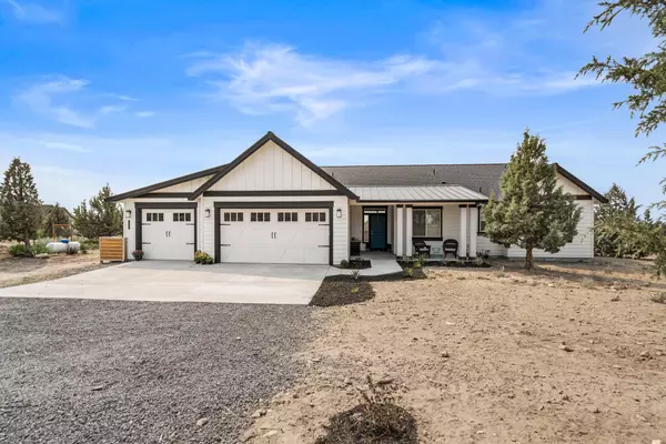 15391 Richardson LN, Powell Butte, OR 97753