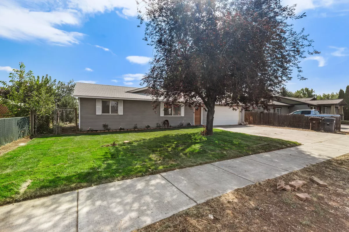 Redmond, OR 97756,1522 35th ST