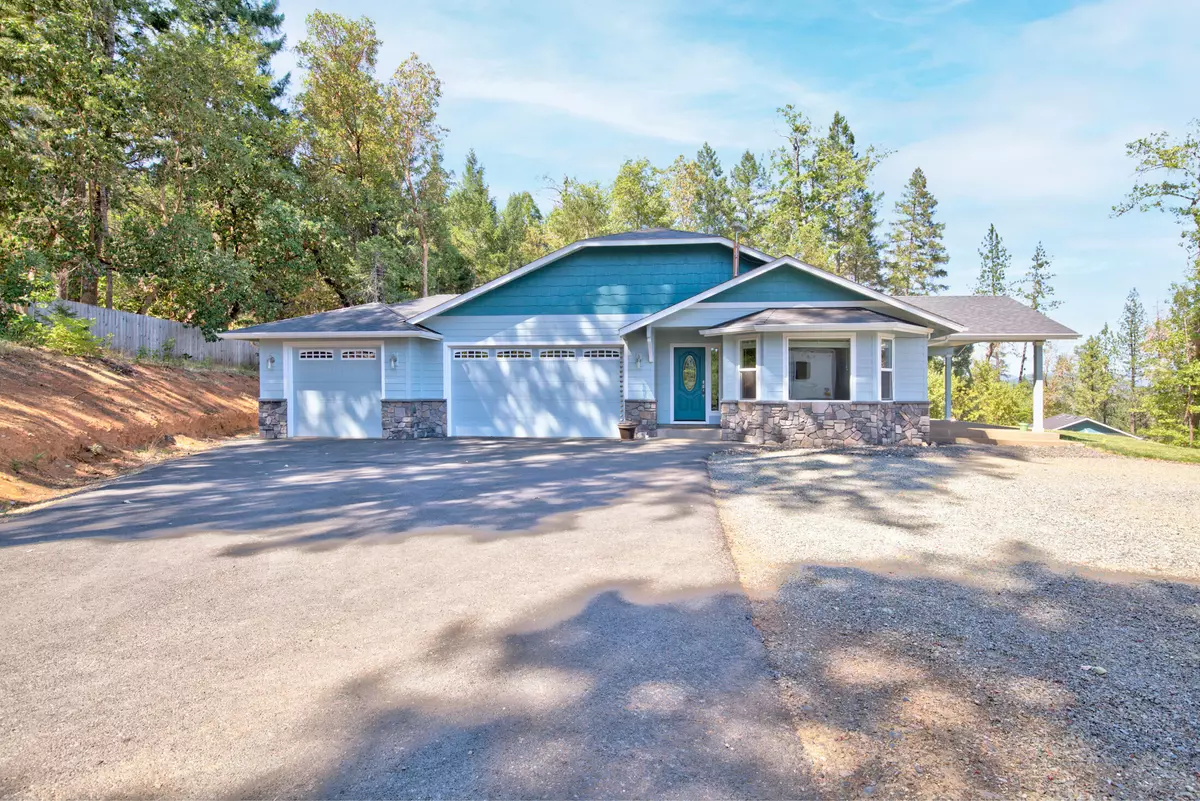 Grants Pass, OR 97527,328 Rockinghorse DR