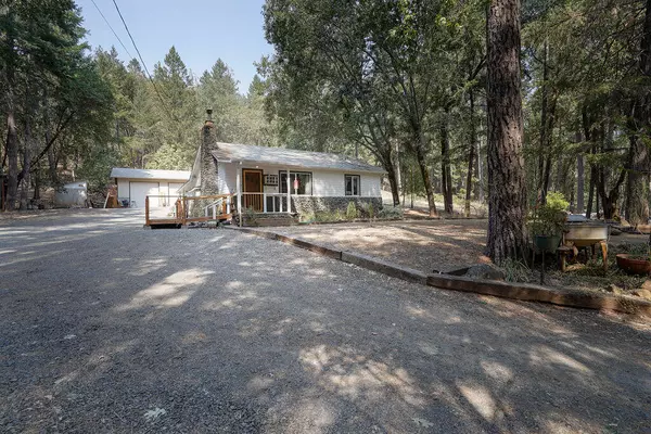 Grants Pass, OR 97526,400 Grays Creek RD