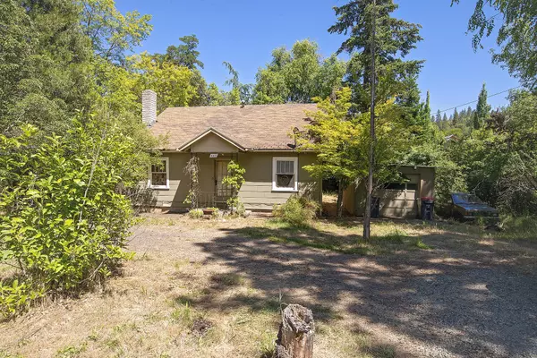 455 Applegate ST, Jacksonville, OR 97530