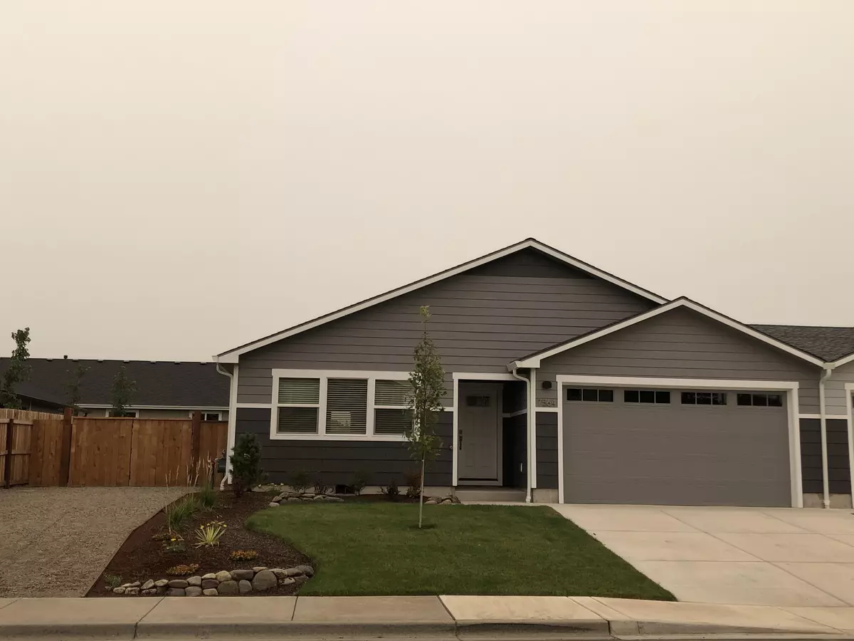 White City, OR 97503,7564 24th ST