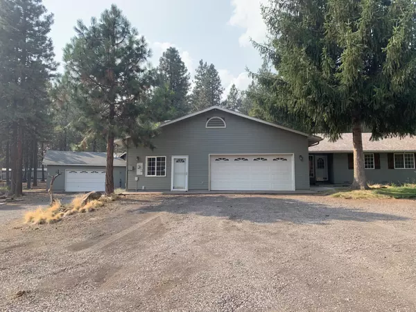 8904 Ponderosa PL, Klamath Falls, OR 97601