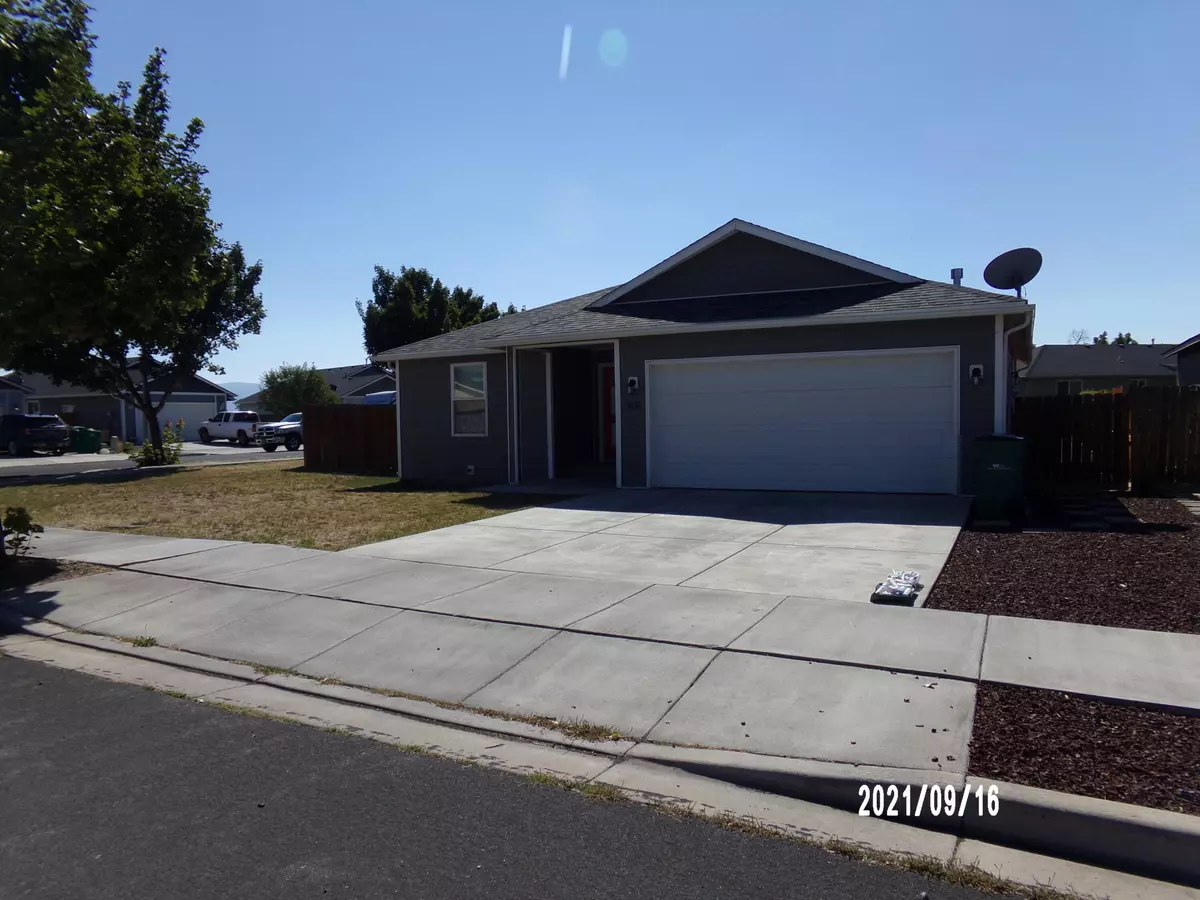 Klamath Falls, OR 97603,5618 Kellal LN