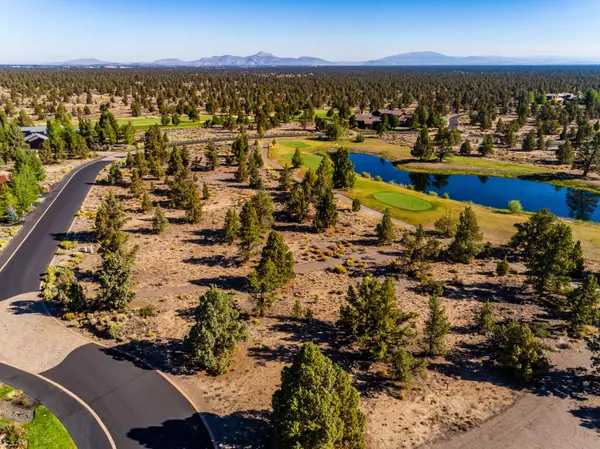 Bend, OR 97701,66385 Pronghorn Estates DR #Lot 261