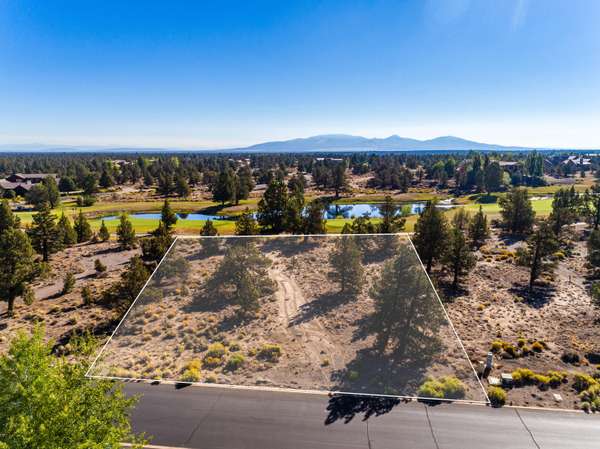 66385 Pronghorn Estates DR #Lot 261, Bend, OR 97701