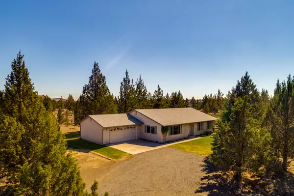 5840 Galloway LOOP, Redmond, OR 97756