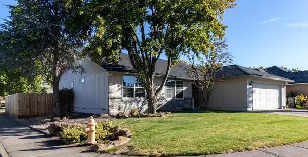 3001 Gary DR,  Medford,  OR 97504