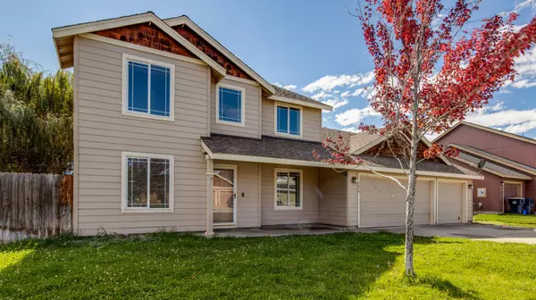 Redmond, OR 97756,2078 Kilnwood LN