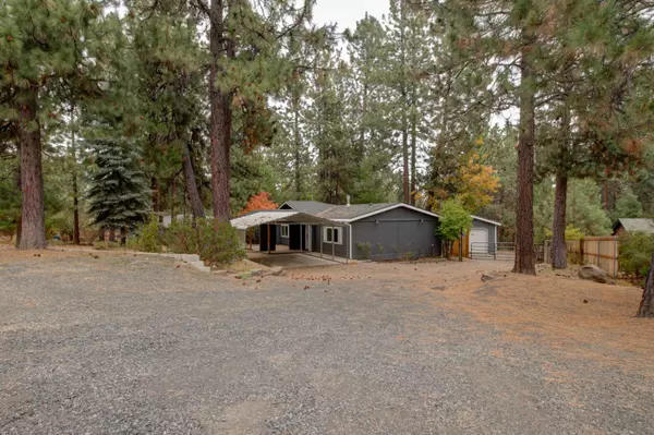 60184 Crater RD, Bend, OR 97702