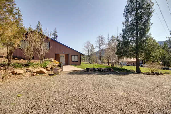 Prospect, OR 97536,778 Mather RD