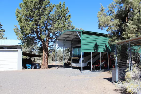 Bend, OR 97701,25231 Alfalfa Market RD