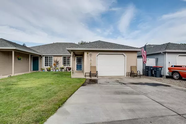 1035 Sunrise WAY, Central Point, OR 97502