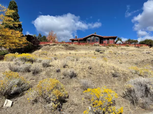 7 Linda Vista Drive, Klamath Falls, OR 97601