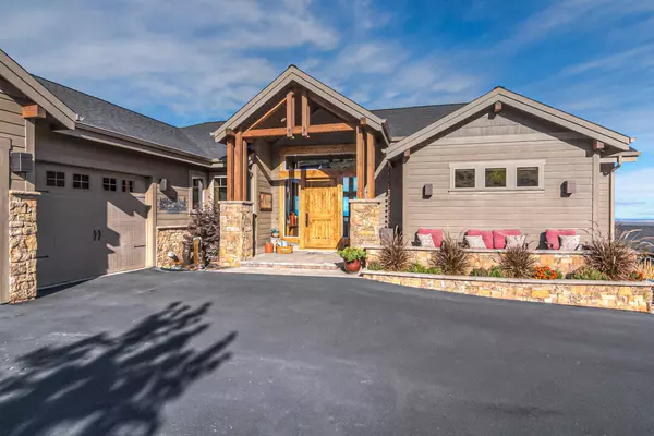 Redmond, OR 97756,10760 Rockside CT