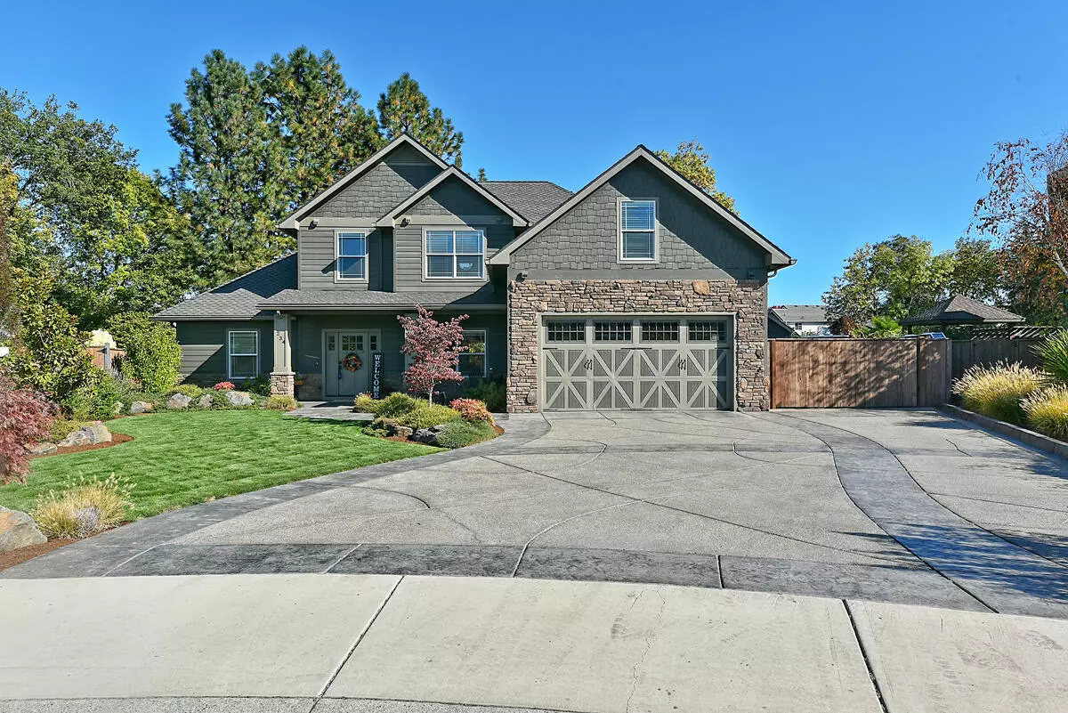 Central Point, OR 97502,234 Wysteria CIR