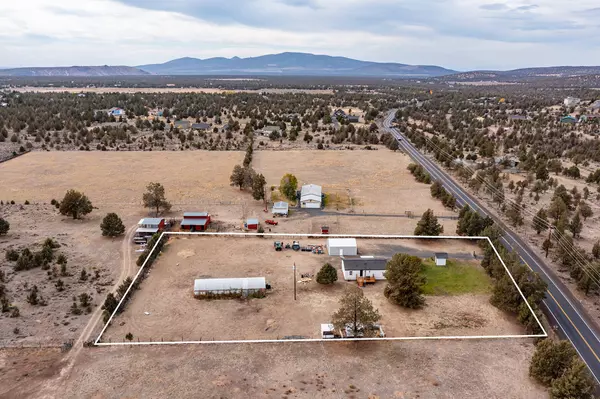 Prineville, OR 97754,12563 Davis LOOP