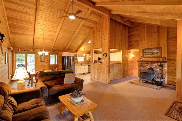 Camp Sherman, OR 97730,13764 Meadow View DR