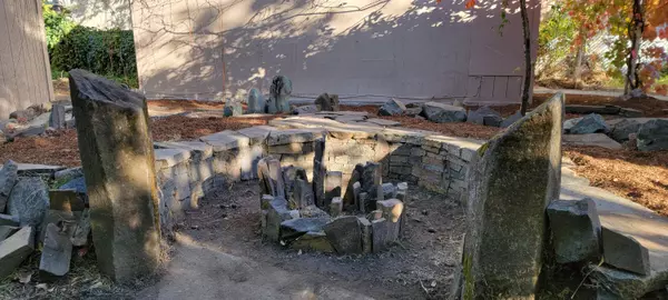 Grants Pass, OR 97526,410 I ST