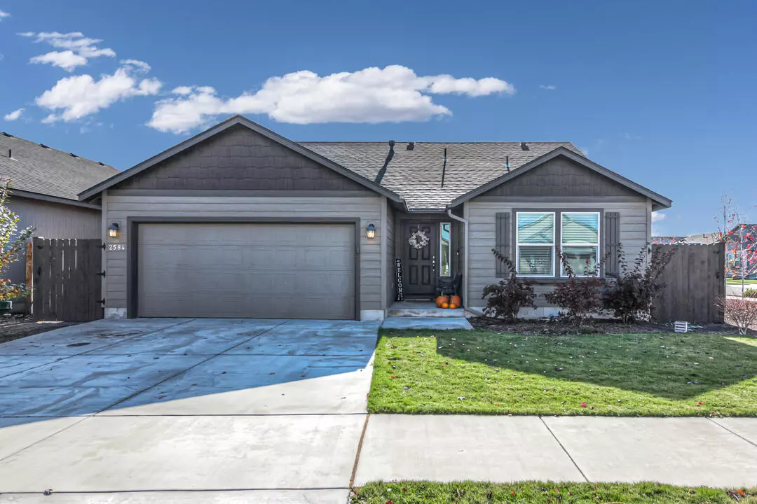 Redmond, OR 97756,2584 Ivy WAY