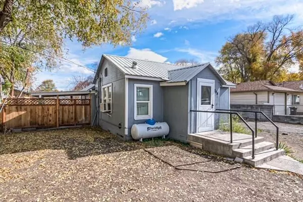 Prineville, OR 97754,544 Garner ST