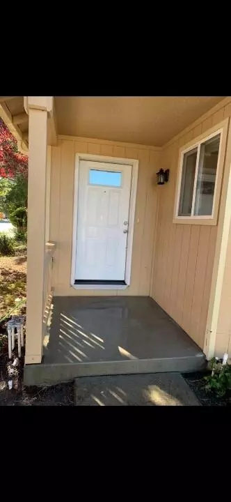 2155 Judy LN, Grants Pass, OR 97526