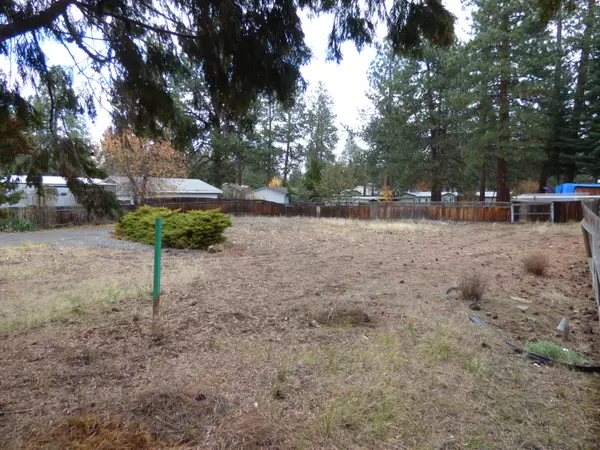 60972 Granite DR, Bend, OR 97702