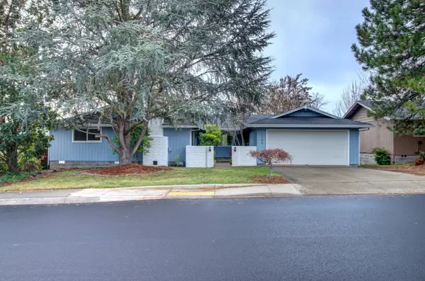 2509 Tahitian AVE, Medford, OR 97504