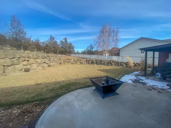 Prineville, OR 97754,3180 Yellowpine RD