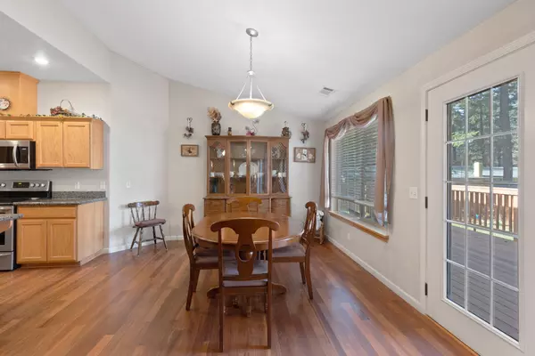 Cave Junction, OR 97523,202 Barlow ST