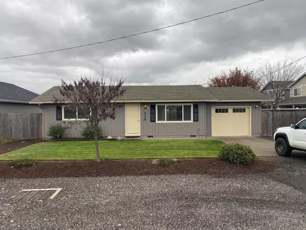 3776 Antelope RD, White City, OR 97503