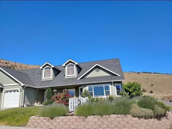 219 Skyridge DR, Klamath Falls, OR 97603