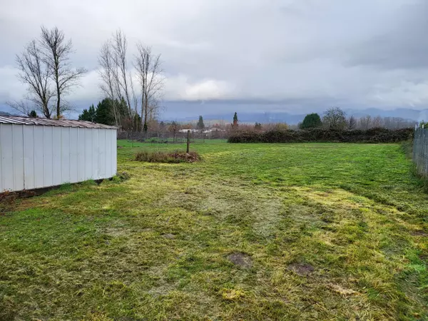 Grants Pass, OR 97527,1807 Rounds AVE