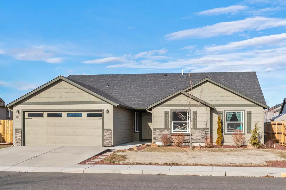 Redmond, OR 97756,3171 Deschutes AVE