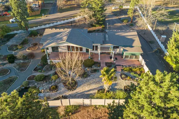 Eagle Point, OR 97524,644 Vista Park DR