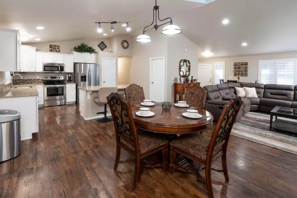 Bend, OR 97707,17064 Sacramento RD