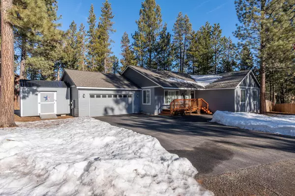 Bend, OR 97707,17064 Sacramento RD