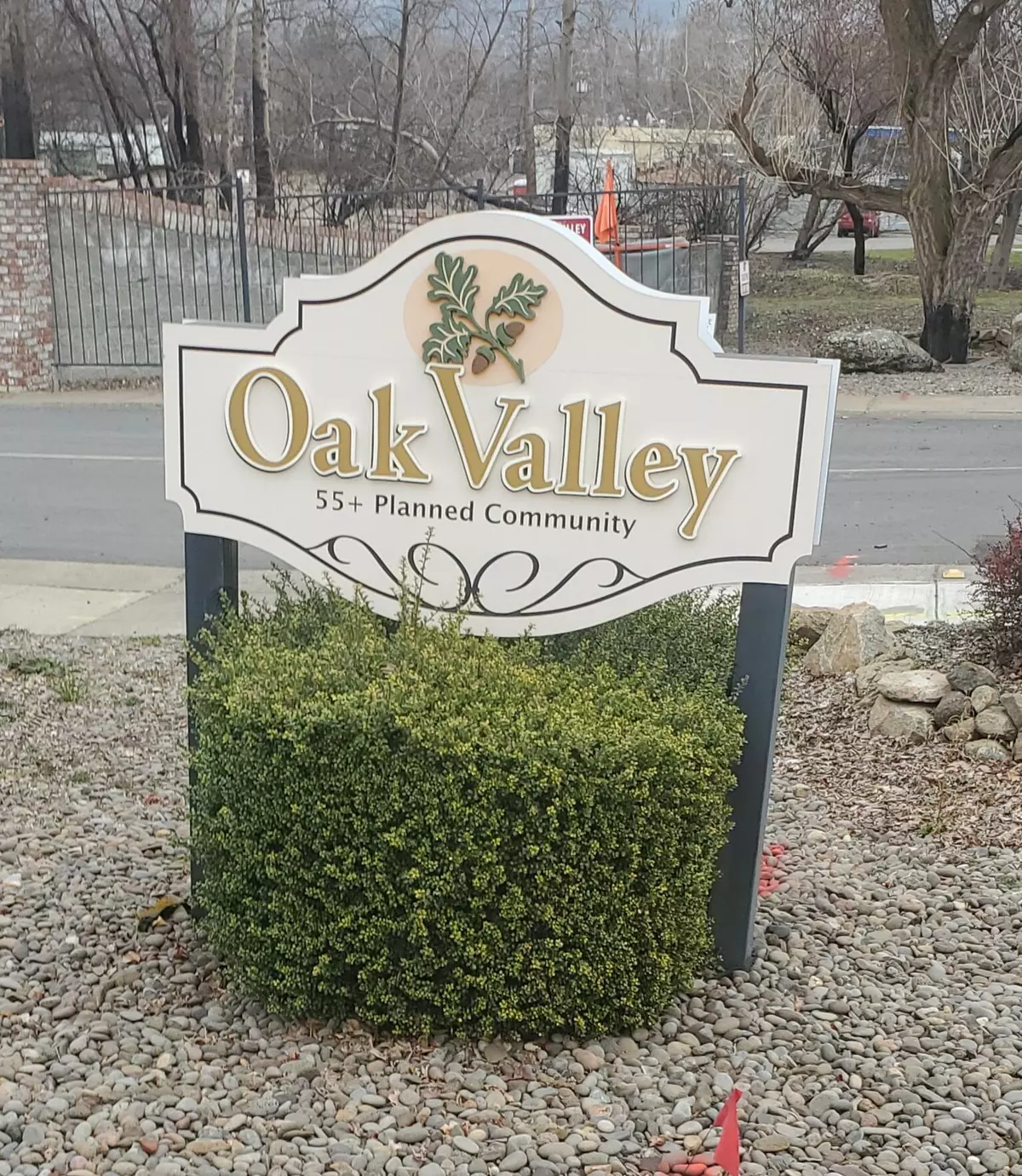 Talent, OR 97540,120 Oak Valley DR