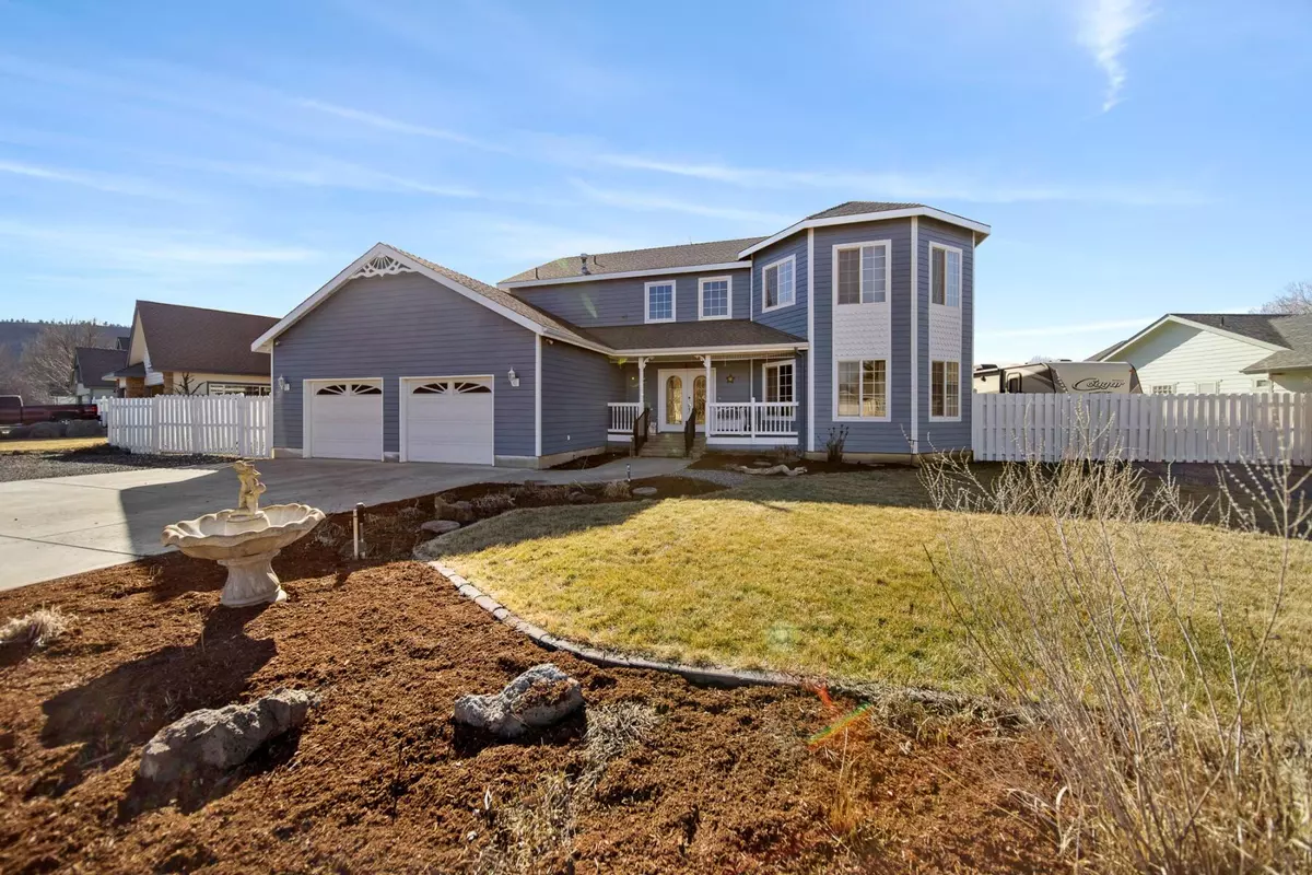 Prineville, OR 97754,231 Meadow Lakes DR