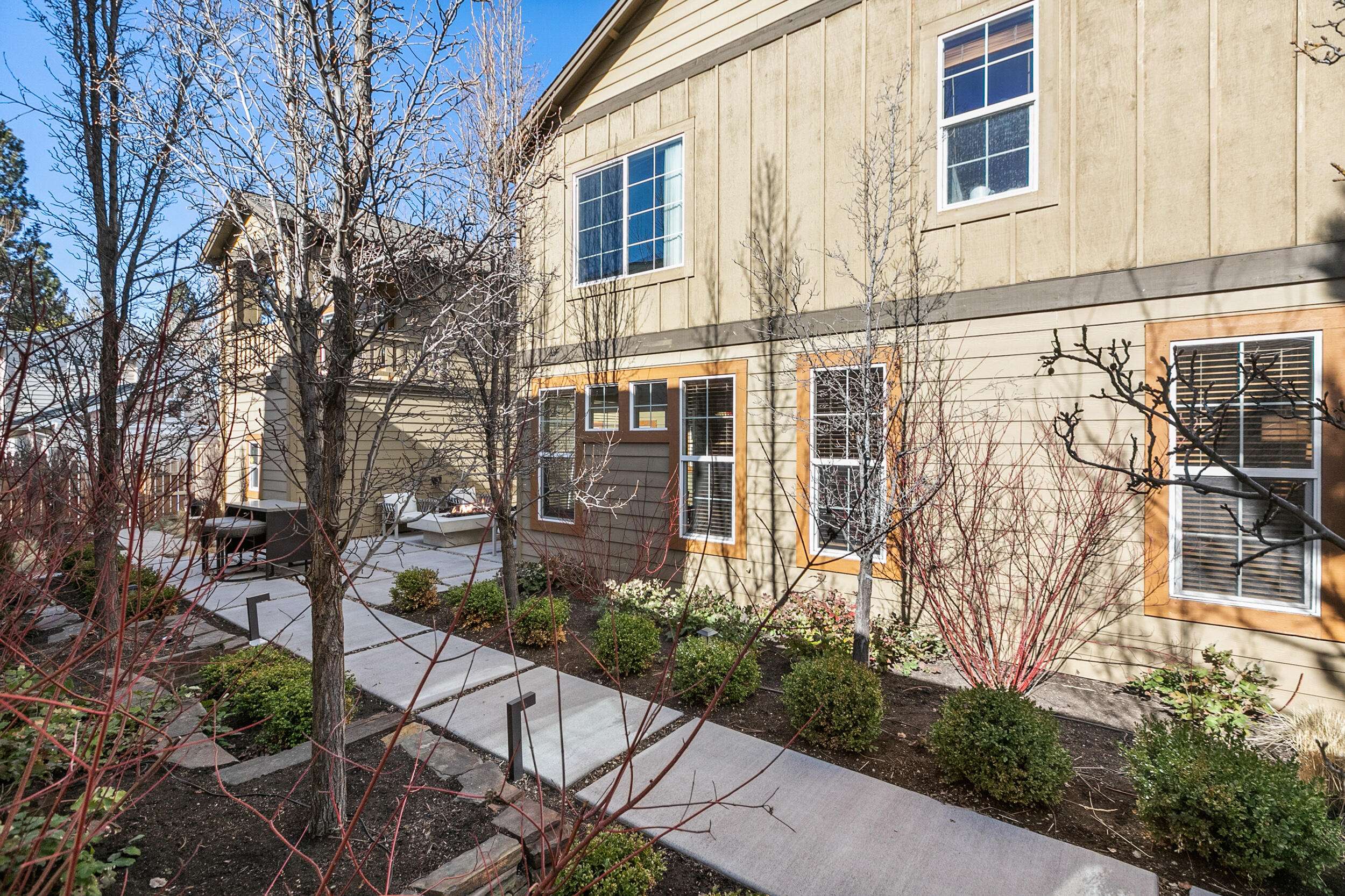 Bend, OR 97702,61567 Odell Lake DR