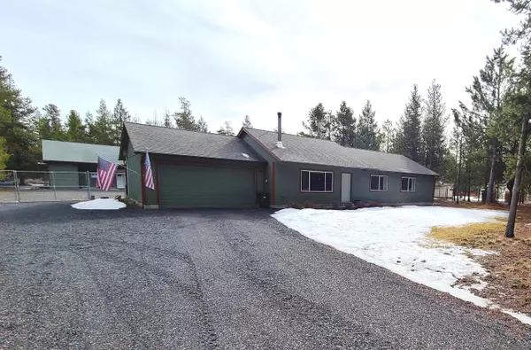 52432 Deer Field DR, La Pine, OR 97739