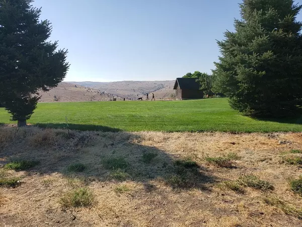 Maupin, OR 97037,1430 Fish Camp RD