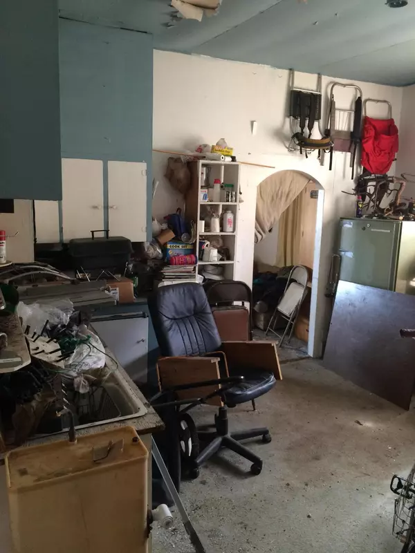 Maupin, OR 97037,512 Grant AVE