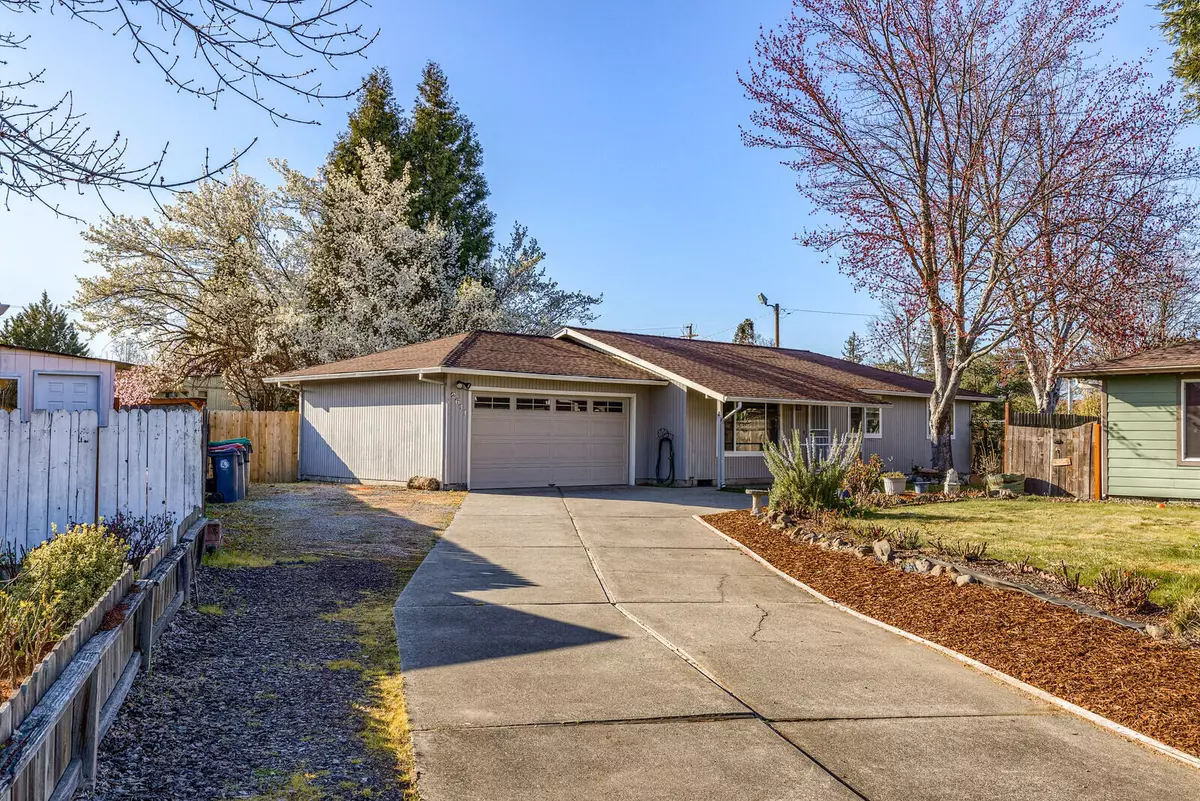 White City, OR 97503,2611 Castle CIR