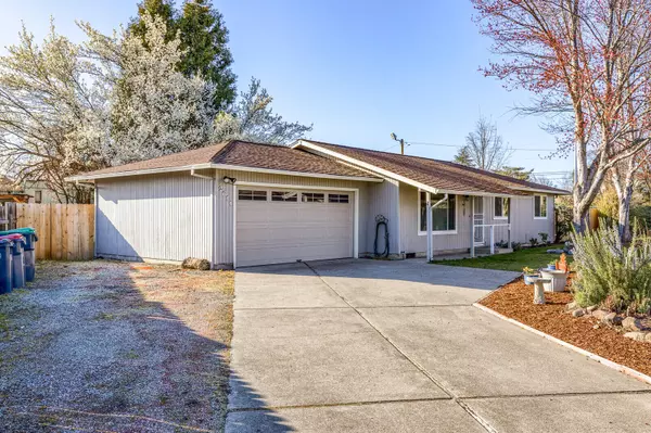 White City, OR 97503,2611 Castle CIR