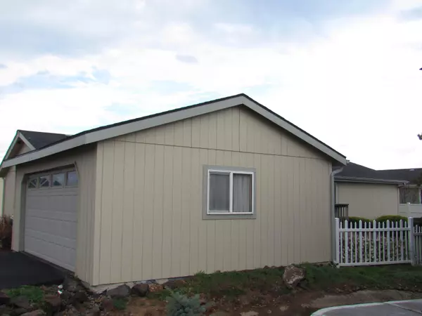 Redmond, OR 97756,1200 Monkshood LN