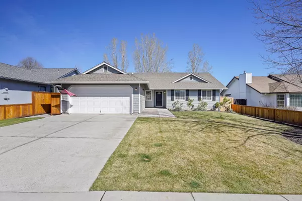 Redmond, OR 97756,2207 Jackpine CT